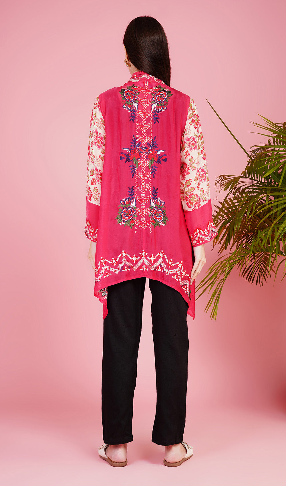 Tea Leaf Tranquility Red Shrug