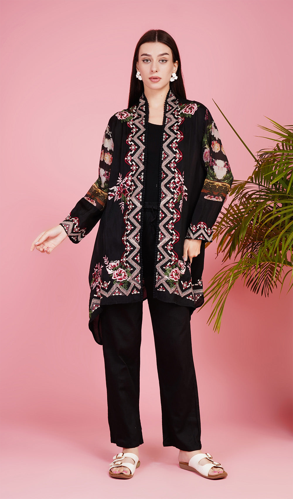Tea Leaf Tranquility Black Shrug