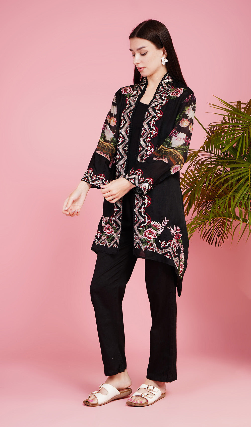 Tea Leaf Tranquility Black Shrug