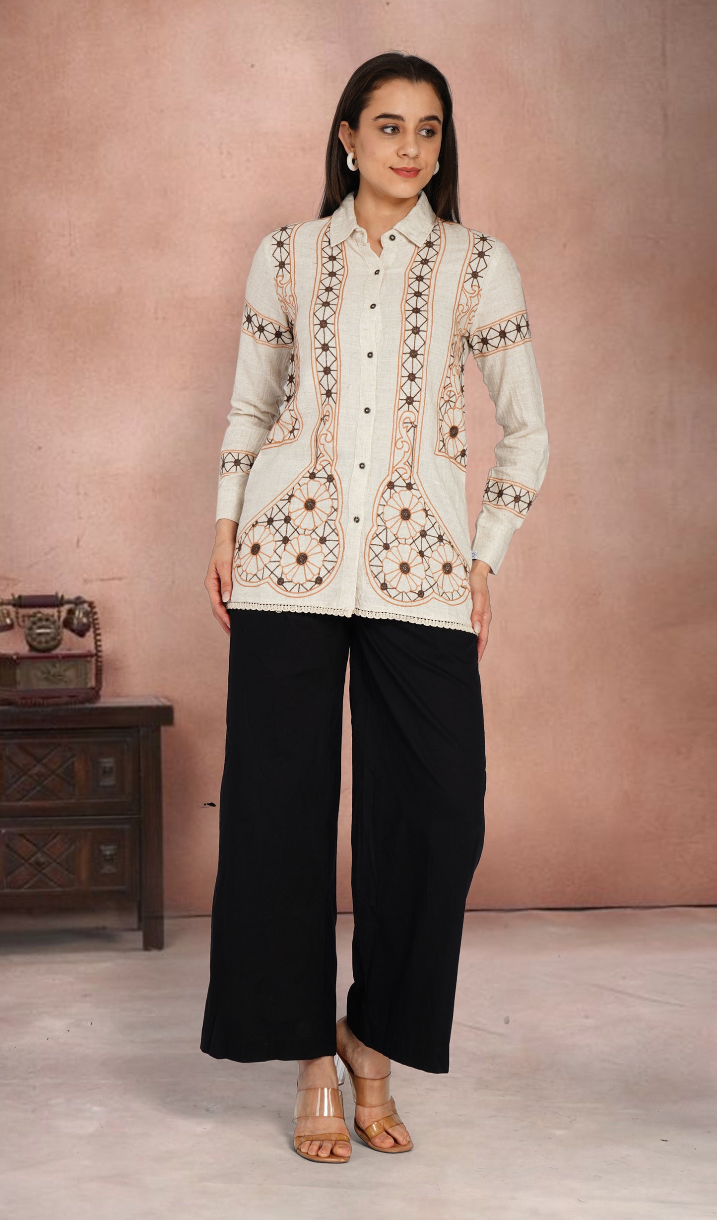 Rhythm of Ruscus Top