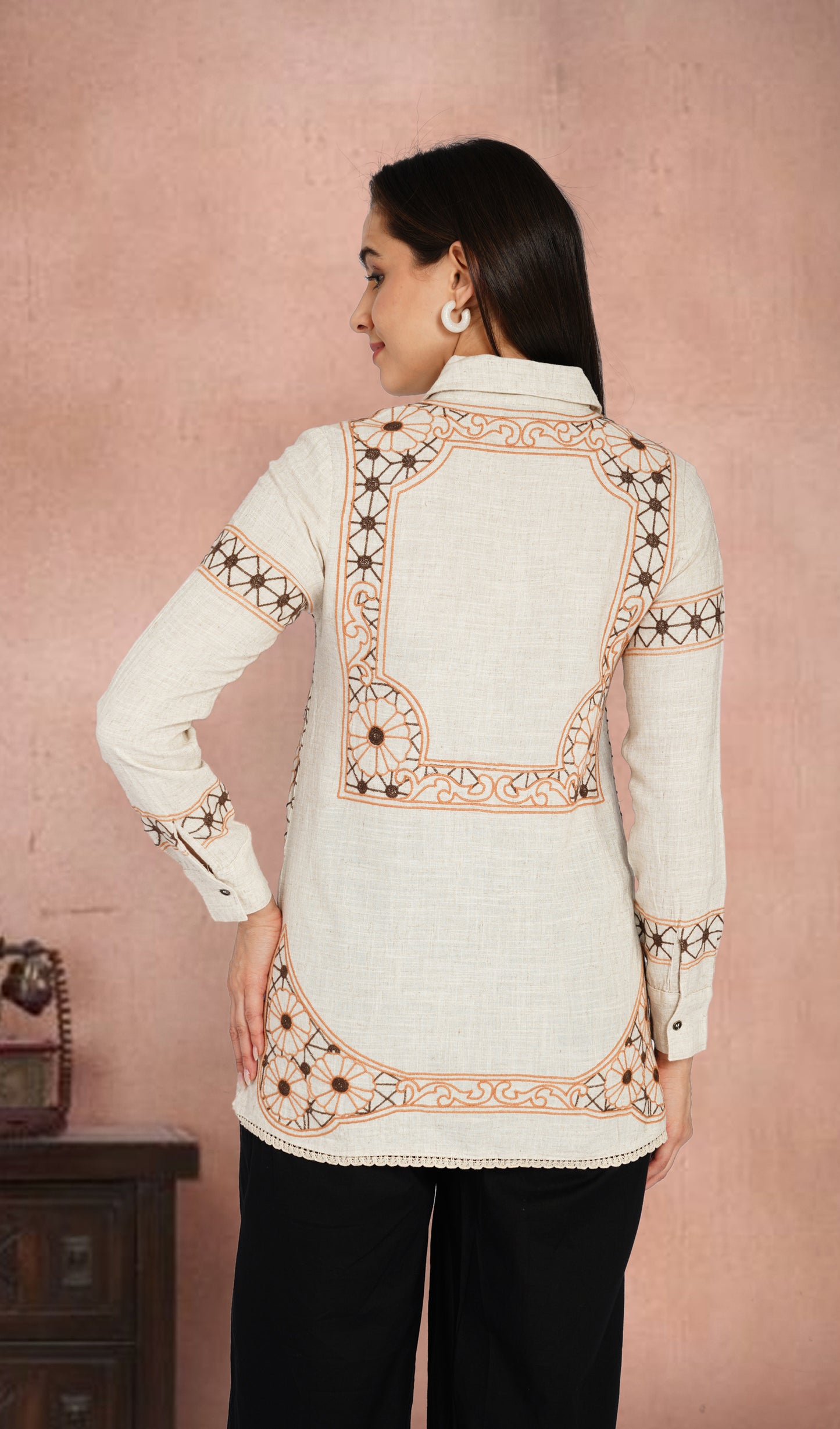 Rhythm of Ruscus Top